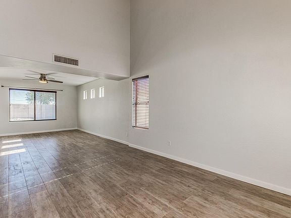 4th image of 35131 N Bandolier Dr