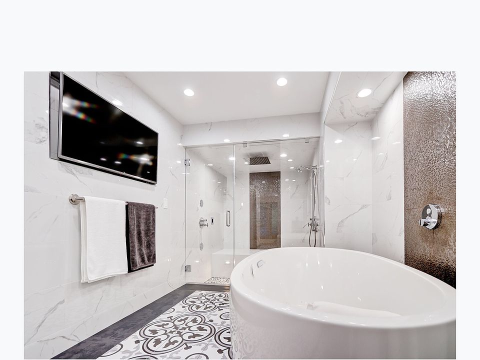 1st image of 441 Avenue E