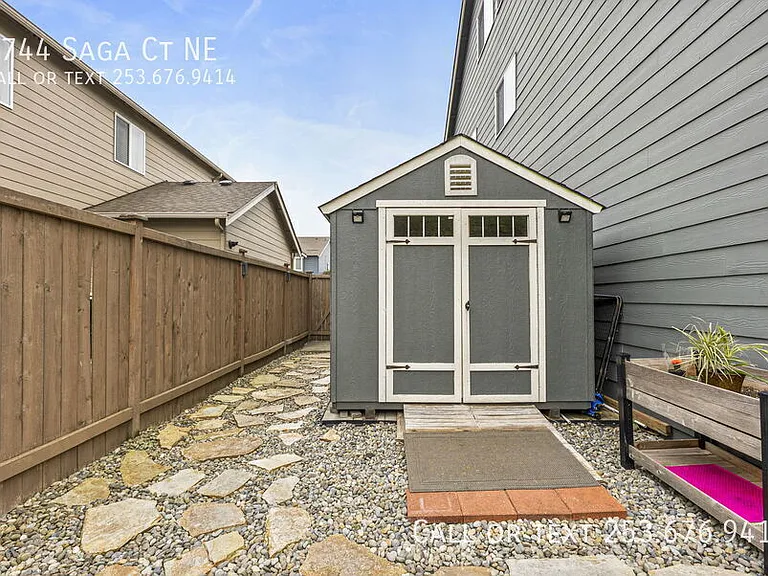 2744 Saga Ct NE — Photo 40