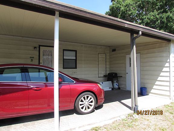 5th image of 10932 Tall Oak Cir