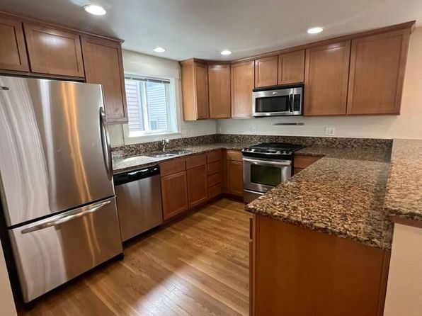 2124 N 112th St APT C