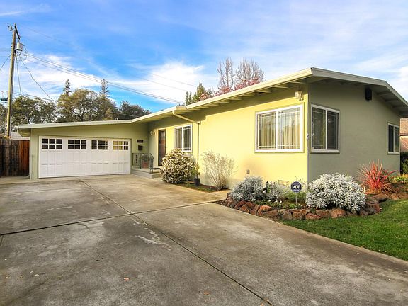 4th image of 2063 Lynwood Ter
