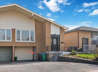 2797B Windjammer Rd, Mississauga, ON L5L1H6