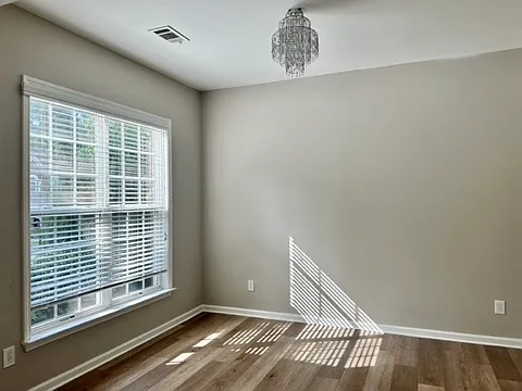 4 bed, 2.5 bath, 2233 sqft, $2,190 — Photo 4