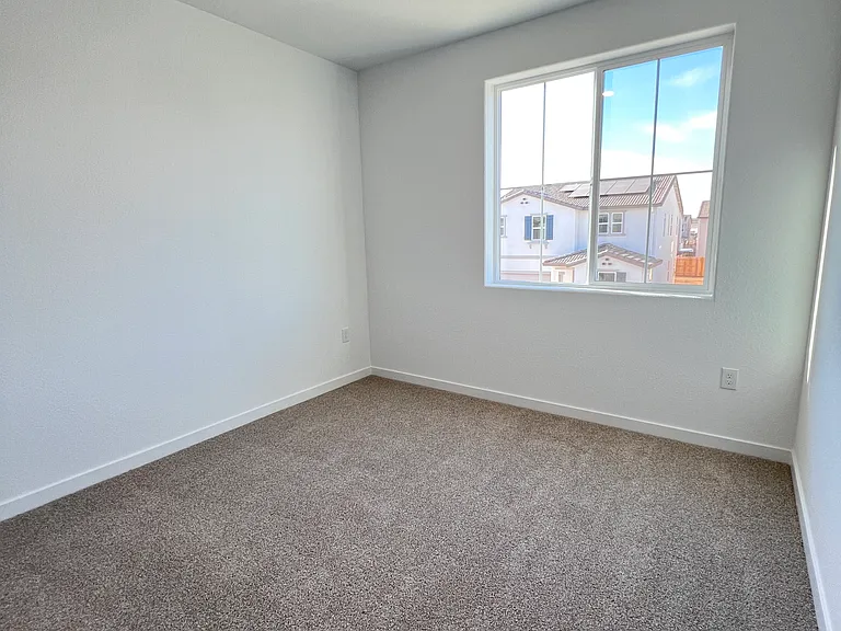 8144 Arrowfield Way — Photo 24