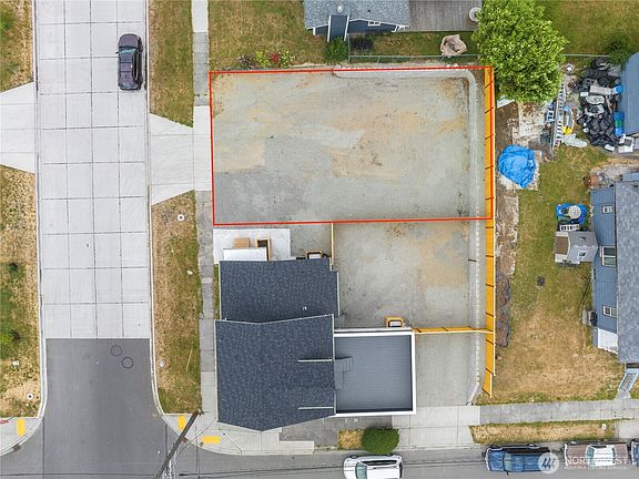 5th image of 2153 S Cushman Avenue