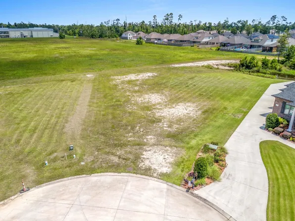 Hogans Aly, Westlake, LA 70669