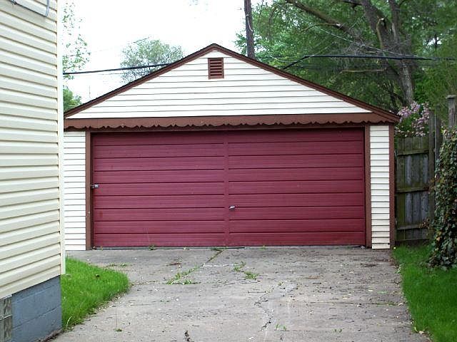 2nd image of 6348 Forrer St