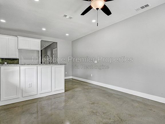 5th image of 1323 S 5th Ave