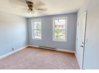 157 36th St NE APT 2, Washington, DC 20019