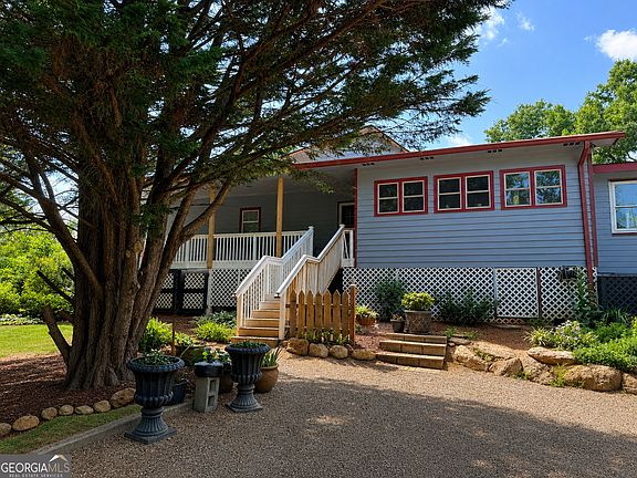 5th image of 69 Greystone Dr