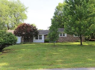 2605 W Weatherly Dr, Springfield, MO 65807