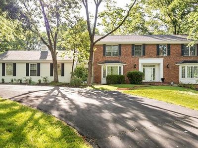 296 Bellington Ln, Saint Louis, MO, 63141