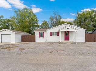 714 W Harrison St, Felicity, OH 45120