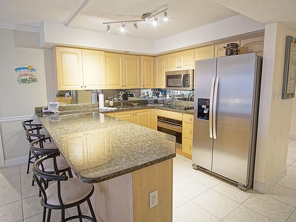 5th image of 3043 S Atlantic Ave APT 2201