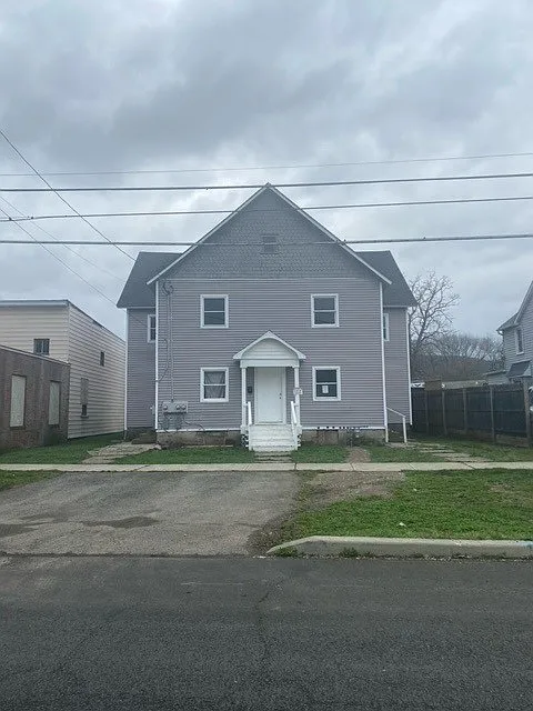 1 bed, $950 — Photo 1
