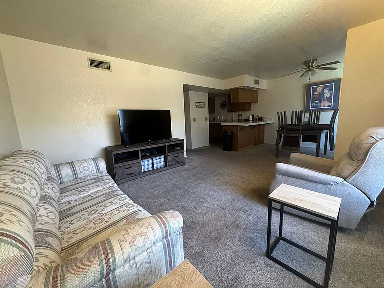 454 Riverfront Dr #204 — Photo 3