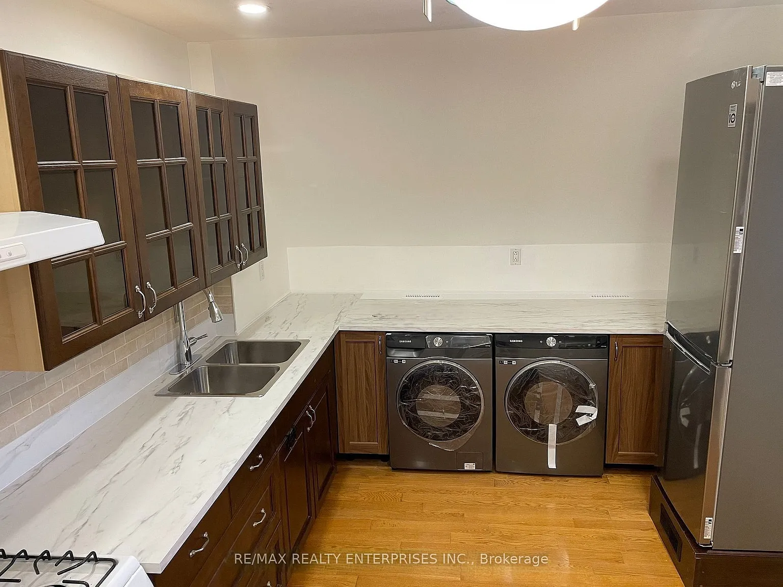 1 bed, $2,100 — Photo 4