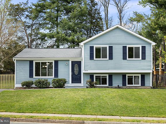 2nd image of 12824 Framingham Ct