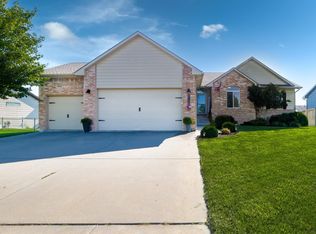 2622 N Woodridge St, Wichita, KS 67226