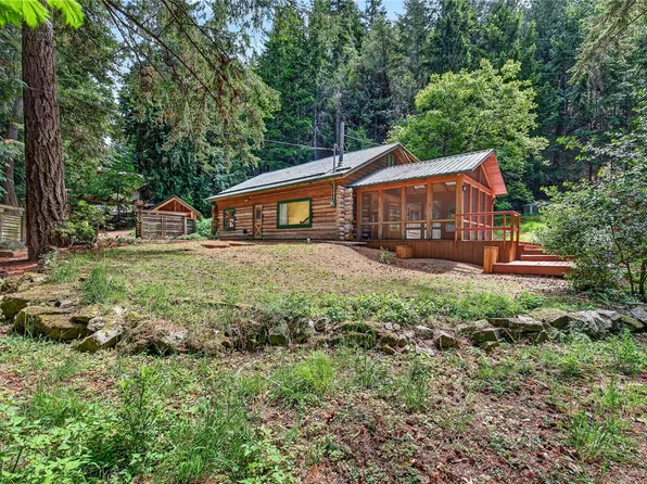 135 Fairway Dr, Saltspring Island, BC V8K 1M6