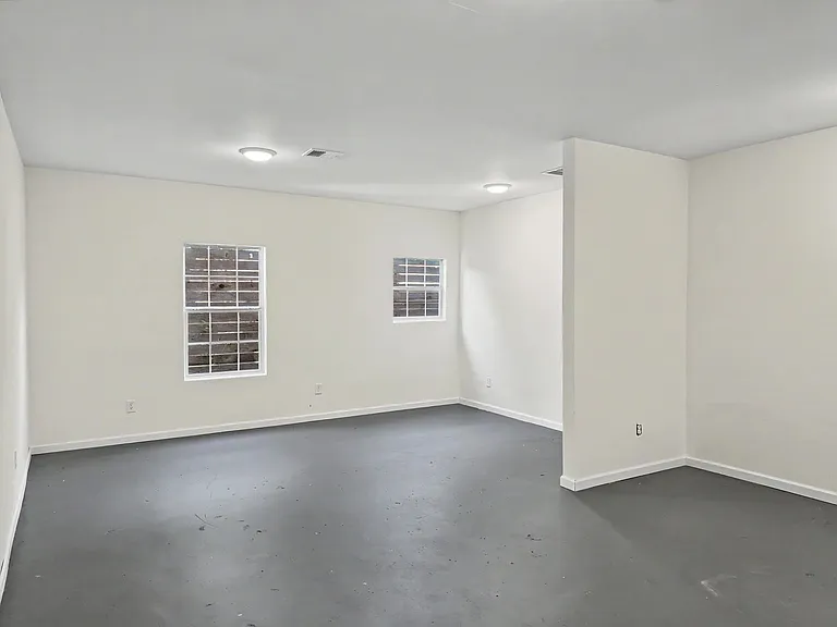 603 Archer St — Photo 38