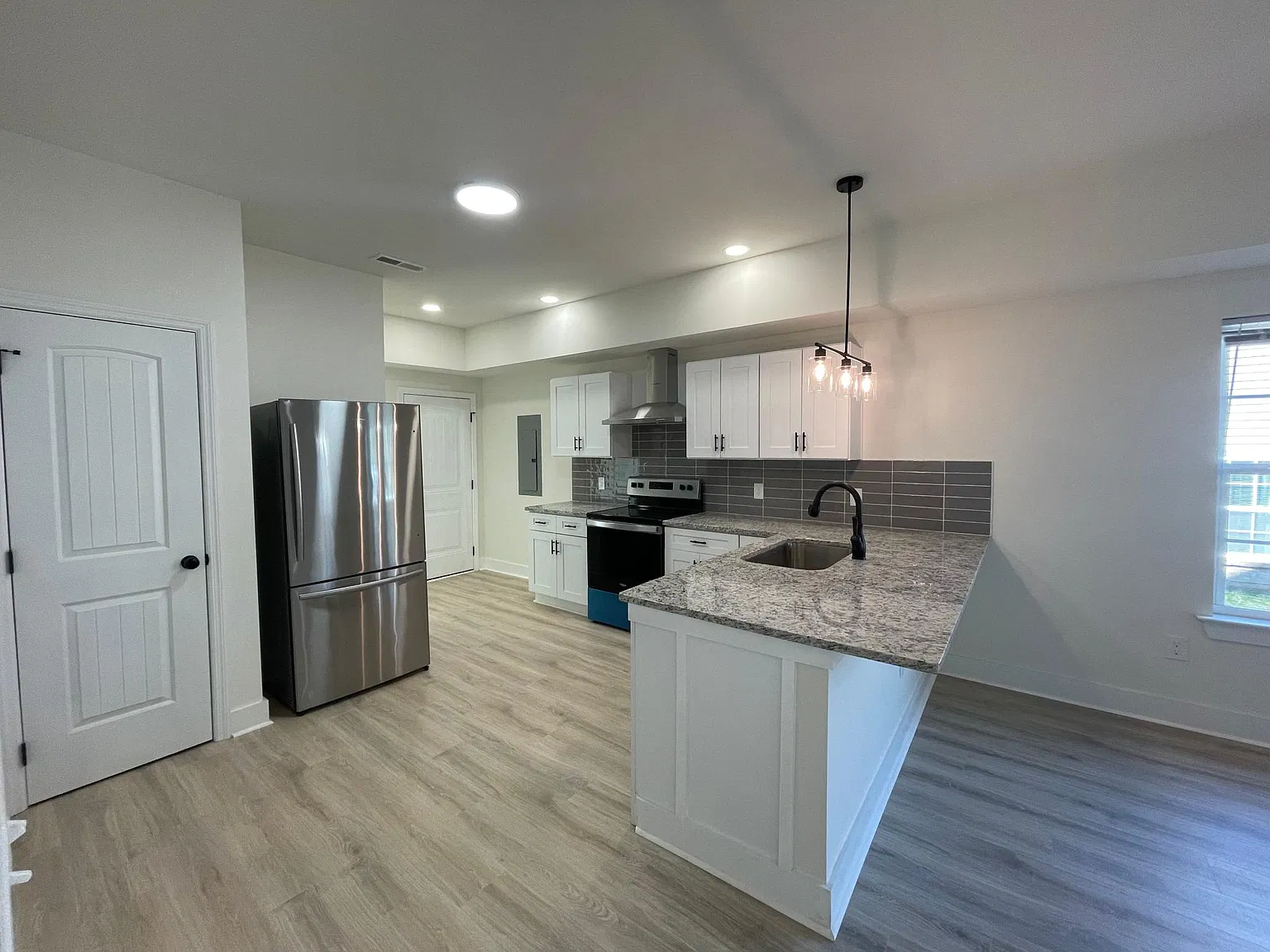 8136 Graham Rd — Photo 3