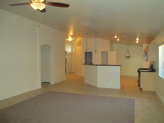 4th image of 8404 Gardena Hills Ave