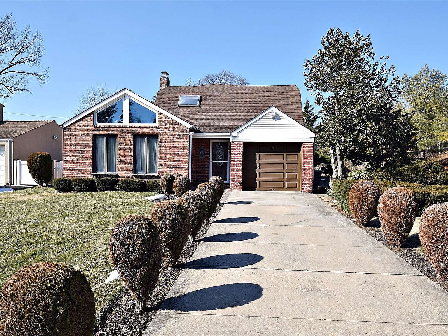 17 Colony Lane, Roslyn Heights, NY 11577 Zillow