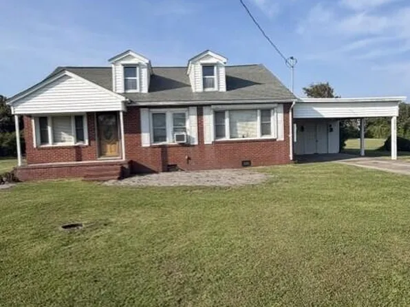 1031 Island Road, Harkers Island, NC 28531