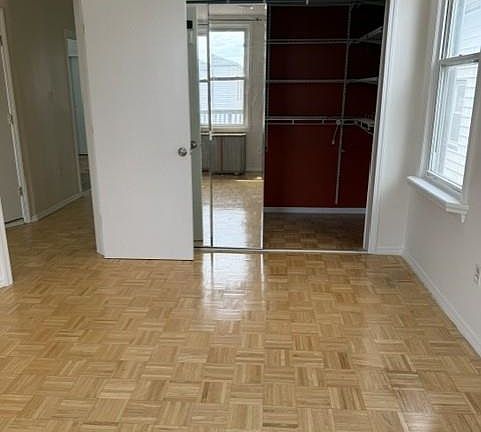 3rd image of 30 Newark Bay Ct Floor 2