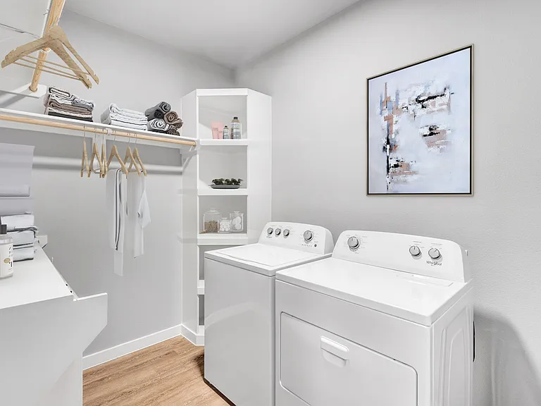 Lenox Sienna | Apartments & Townhomes — Photo 10
