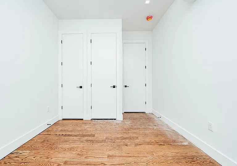 1183 Gates Ave #3A — Photo 10