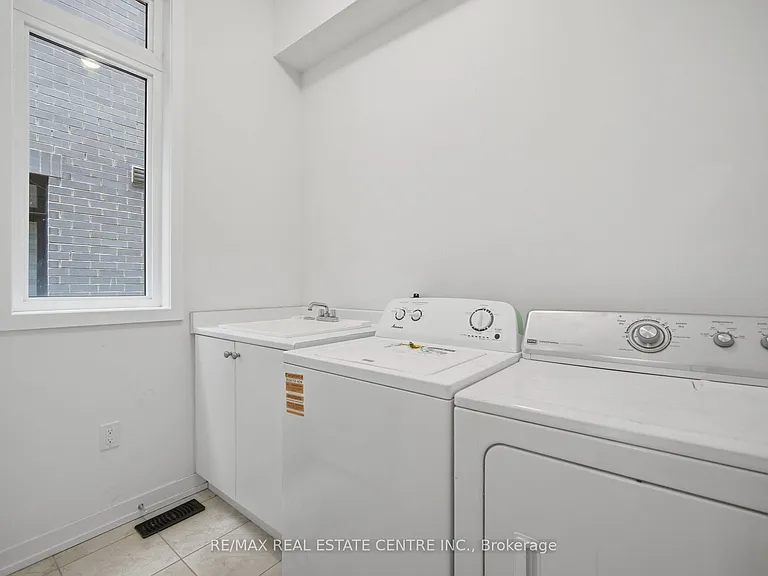 1551 Labine Point — Photo 29