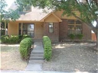 9304 Pinehaven Dr, Dallas, TX 75227