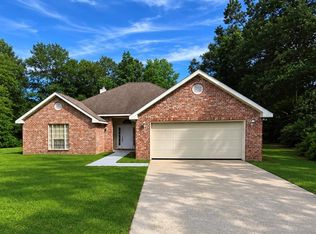 107 Tanglewood Dr, Carriere, MS 39426