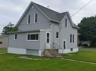 516 2nd Ave SE, Hayfield, MN 55940