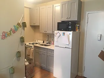 Rented by Kenneth Rosenblum, LREB