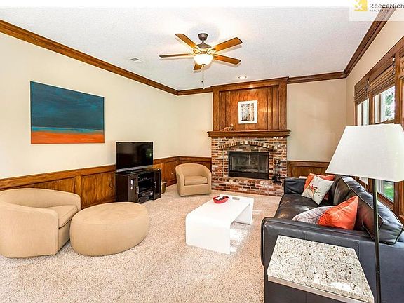 5th image of 400 SE Alexandria Dr