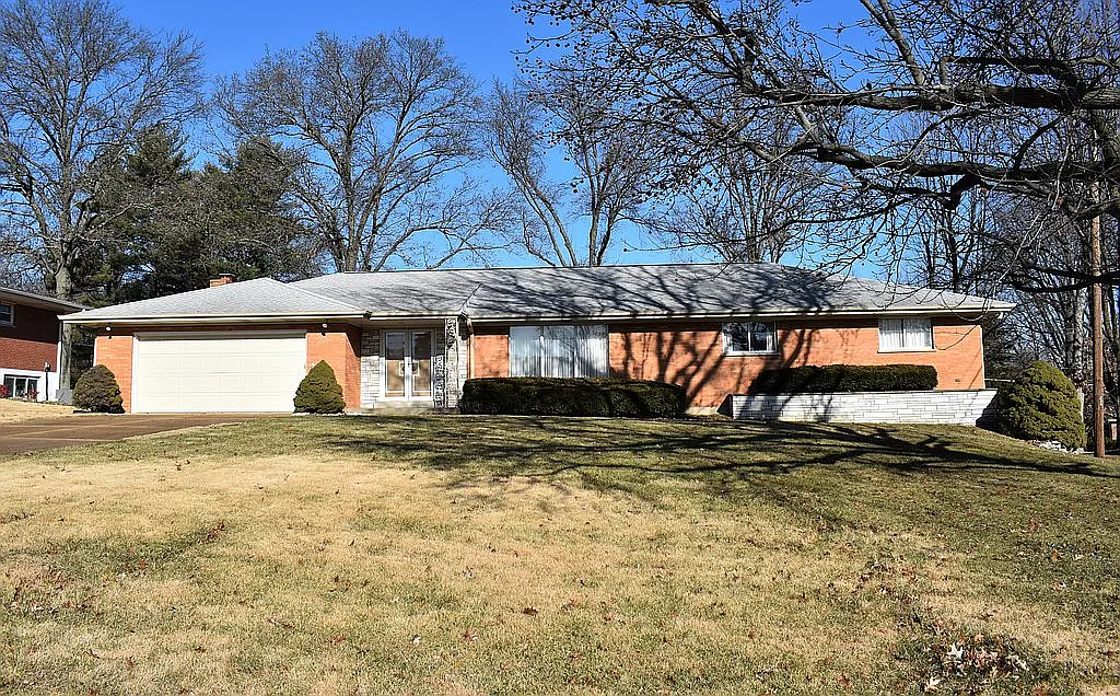 10815 Kalinda Ln photo 1