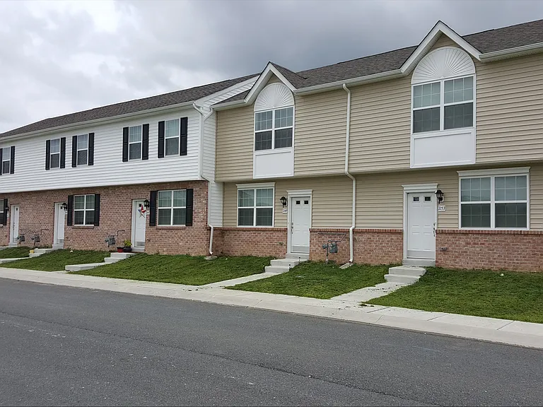 6375 Tabard Dr #6375 — Photo 4