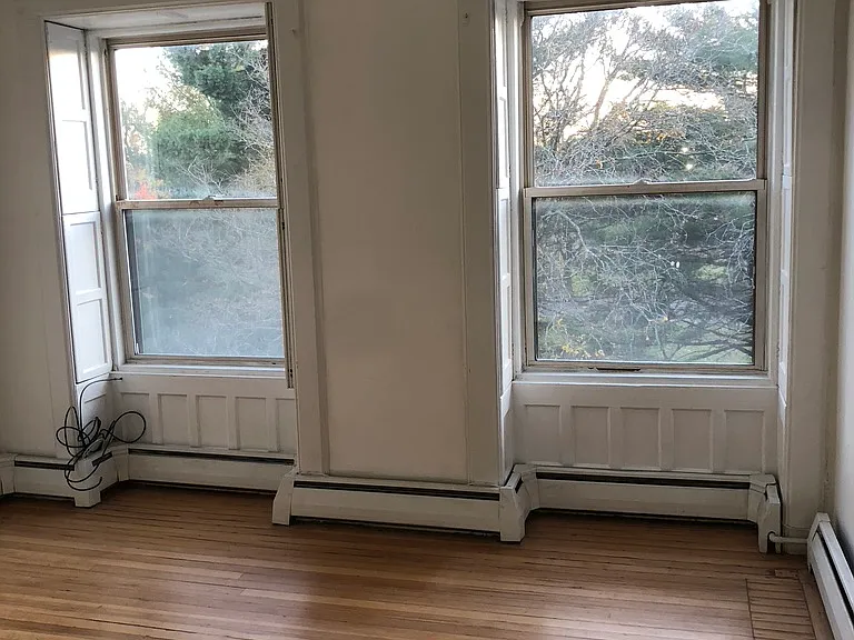 483 State St #5 — Photo 4