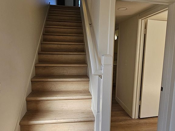 3rd image of 330 Johnson St #11180276