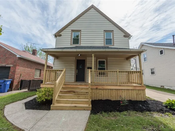 3569 W 136th St, Cleveland, OH 44111