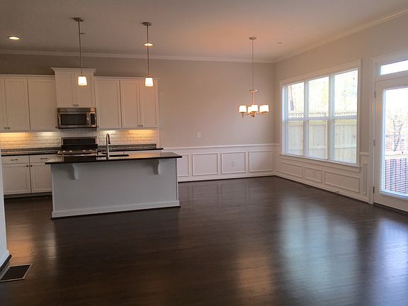 Kitchen/Dinning Room