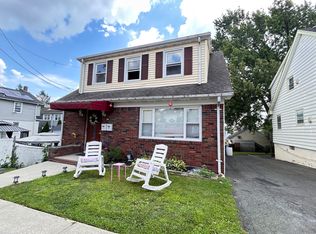 298 Prescott Ter Floor 2, Haledon, NJ 07508