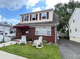 298 Prescott Ter, Haledon, NJ