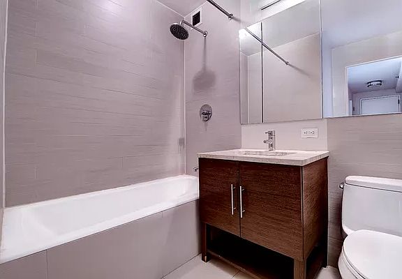 5th image of 505 W 47th St #5ES