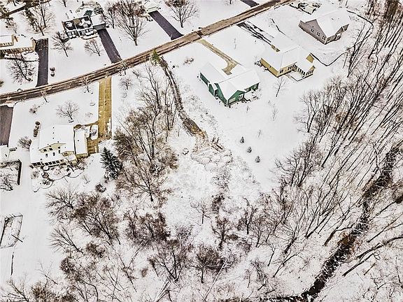 5th image of 23 Waterworks Ln