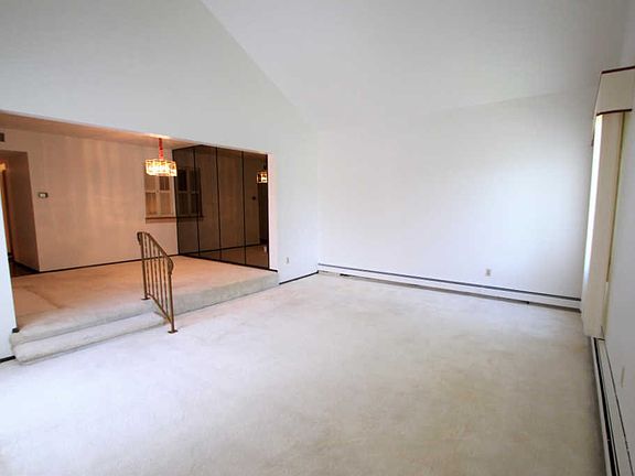 2nd image of 6100 W Stonehedge Dr APT 366
